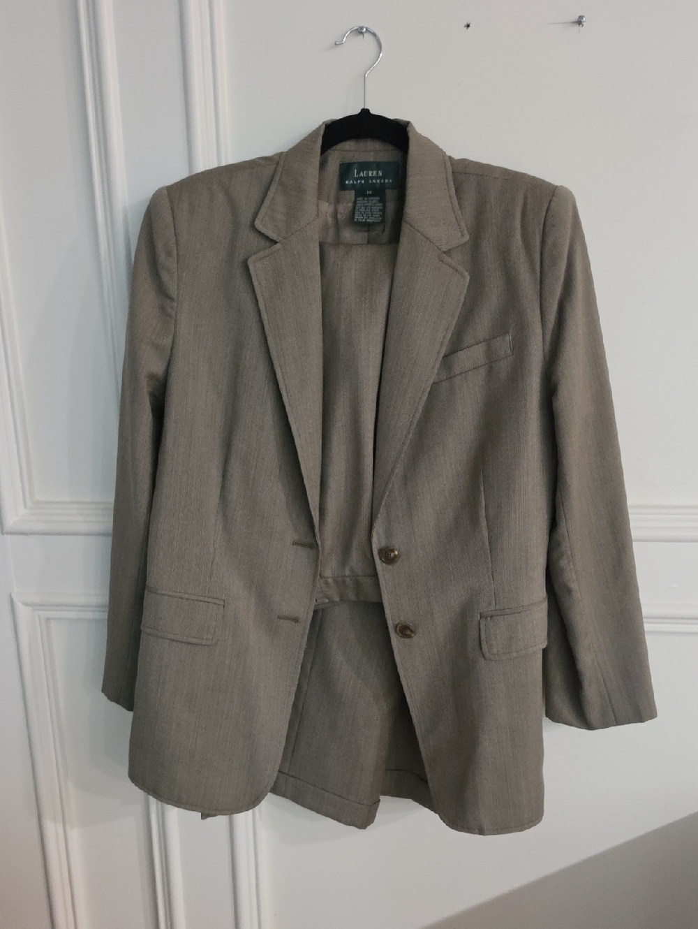 Ralph Lauren Ladies Pants Suit.  Light Tan Color.